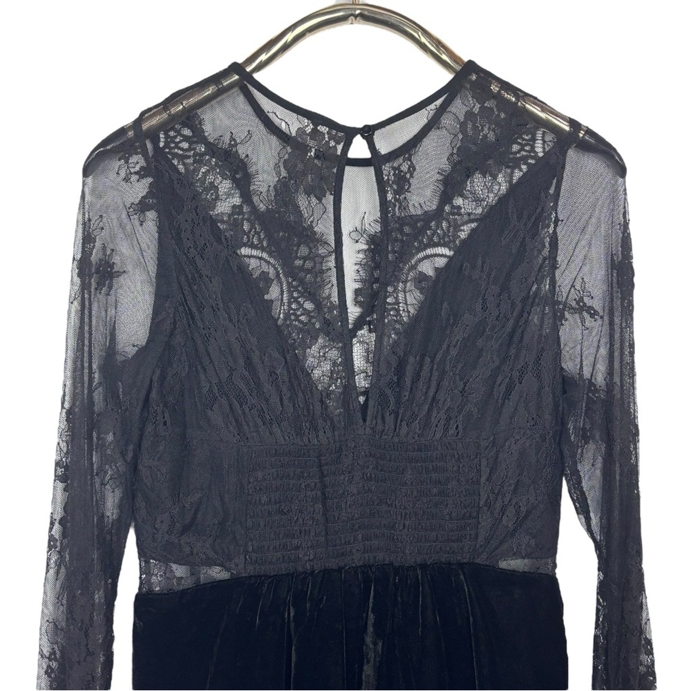 FREE PEOPLE MARLIE BLACK SHEER LACE LONG SLEEVE WHIMSIGOTH VELVET MINI DRESS - Picture 8 of 15